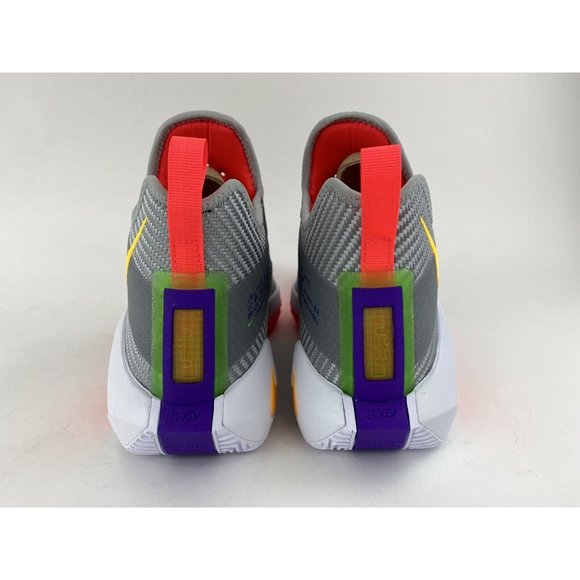 Nike LeBron James Soldier 14 Hare Gray Red Men's Basketball Shoes CK6024 001 - Picture 6 of 12